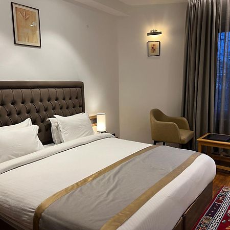 ホテル The Pangong レー エクステリア 写真